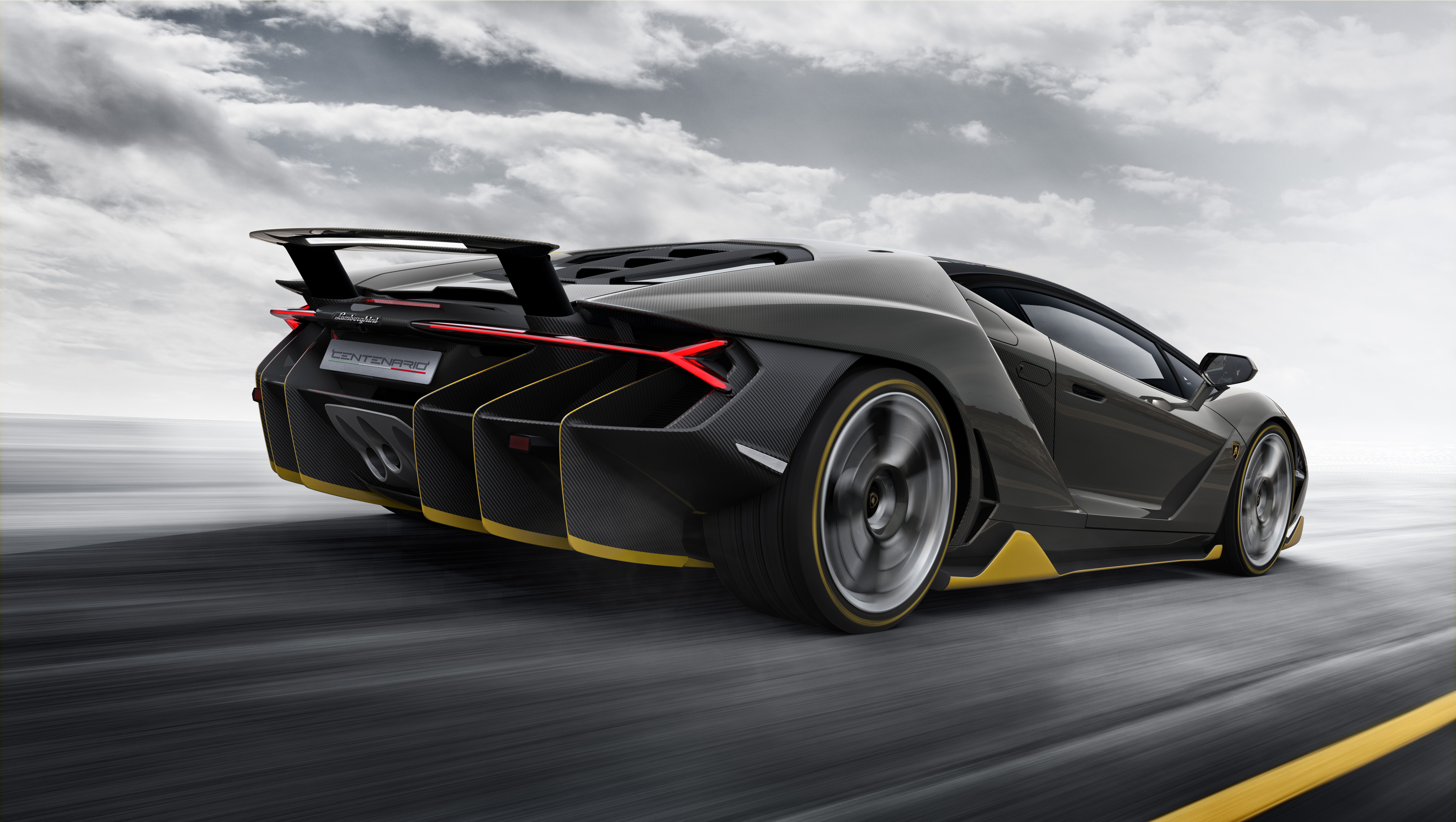 Centenario rear three-quarter motion